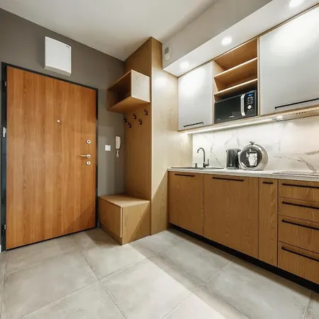 Na Woli, Nowe Osiedle Jana Kazimierza 32, Szybkie Wi-fi, Parking Apartmán Varšava