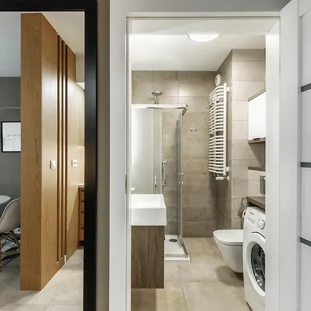 Apartmán Na Woli, Nowe Osiedle Jana Kazimierza 32, Szybkie Wi-fi, Parking